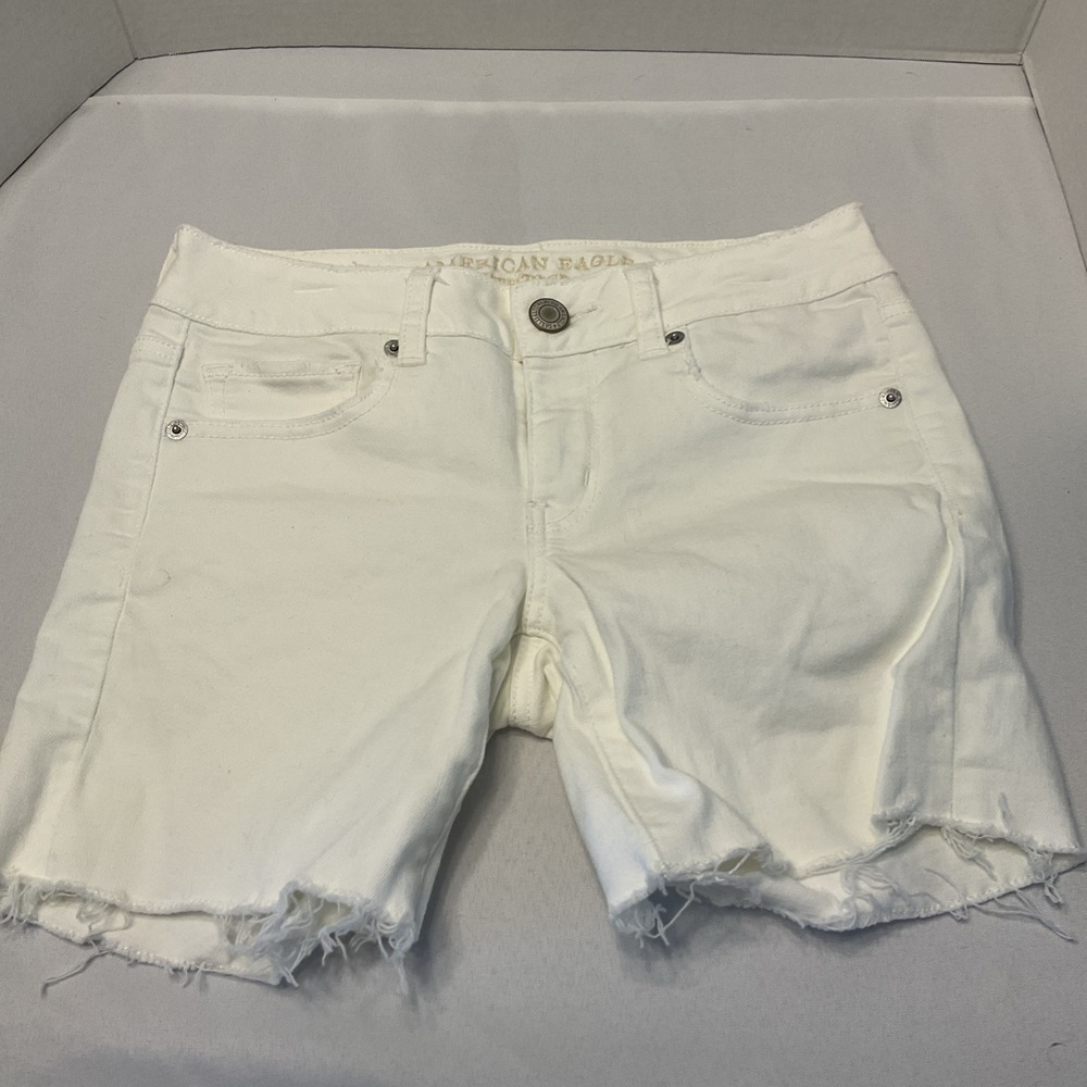American Eagle Women's Cut Off Shorts Size‎ 2 White Denim Stretch